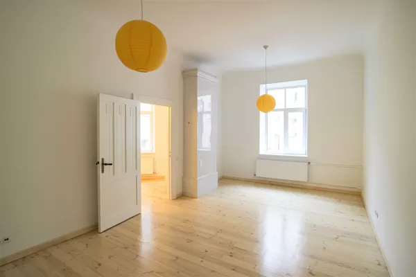 Telpu krāsošana, Tērbatas iela, Rīga